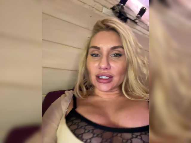 Tvoyasamka77's BongaCams show and profile