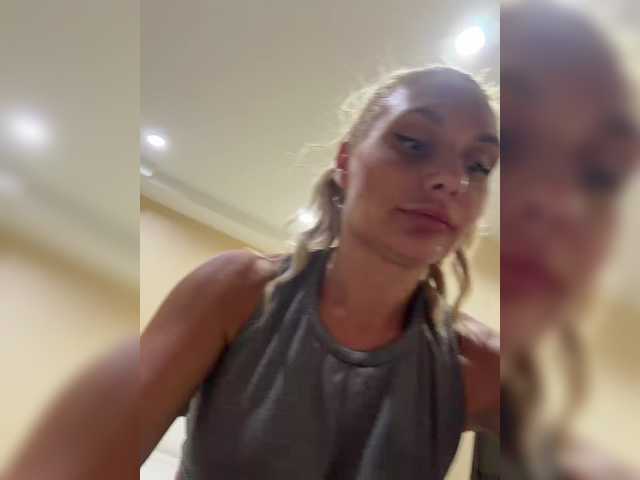 Tvoyasamka77's BongaCams show and profile