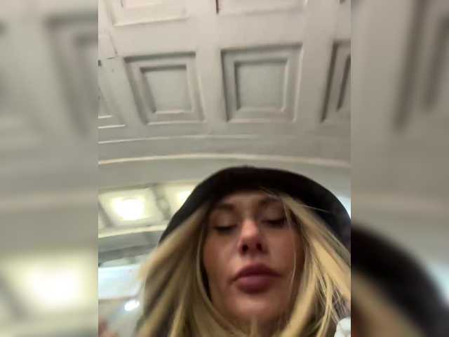 Tvoyasamka77's BongaCams show and profile