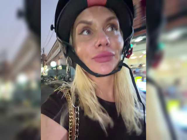 Tvoyasamka77's BongaCams show and profile