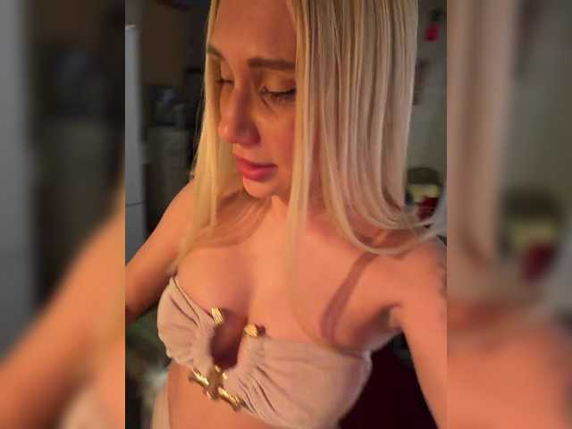 Tvoyasamka77's BongaCams show and profile