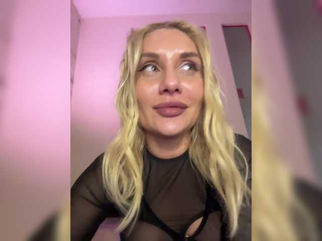 Tvoyasamka77's BongaCams show and profile