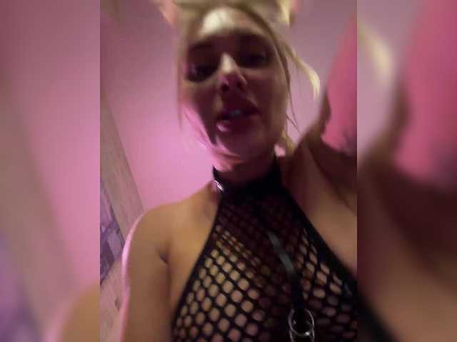 Tvoyasamka77's BongaCams show and profile