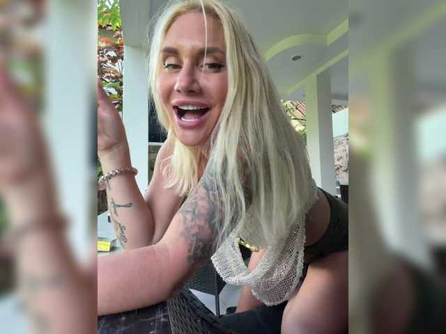 Tvoyasamka77's BongaCams show and profile