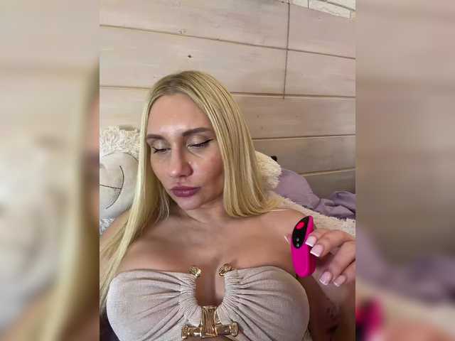 Tvoyasamka77 from BongaCams is Freechat