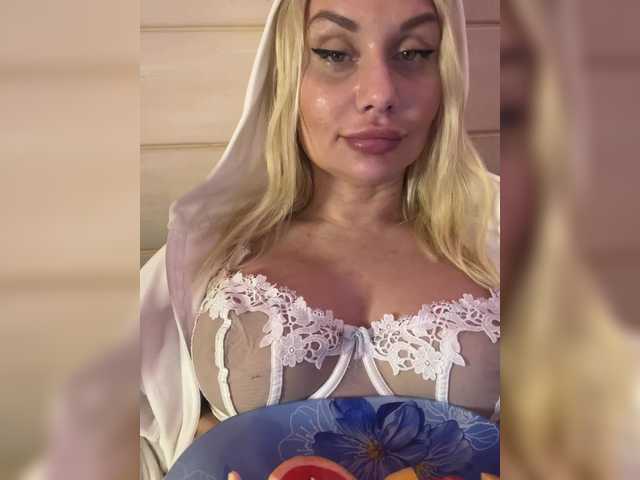 Tvoyasamka77's BongaCams show and profile