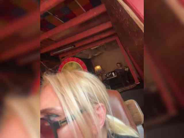 Tvoyasamka77 webcam