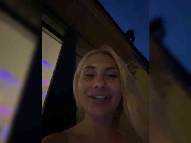 Tvoyasamka77 webcam