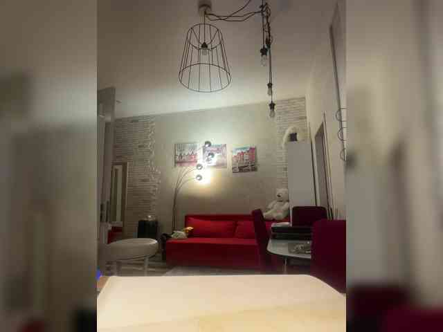 Tvoyasamka77 webcam
