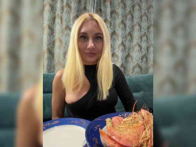 Tvoyasamka77 webcam