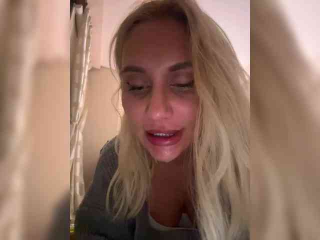 Tvoyasamka77 webcam