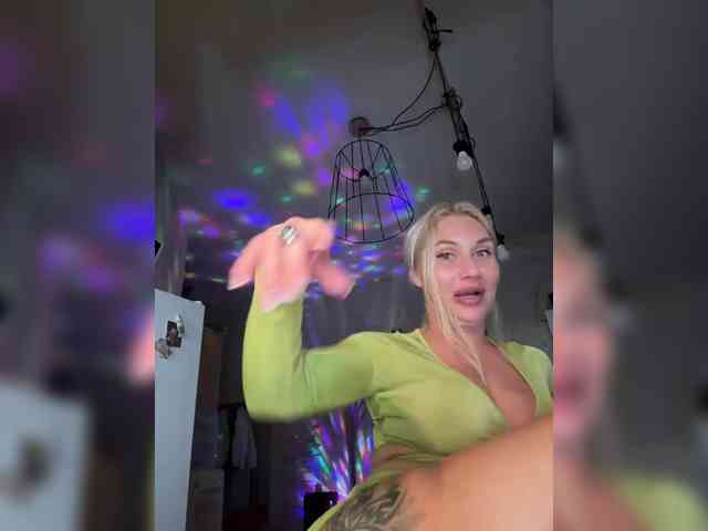 Tvoyasamka77's webcam live show