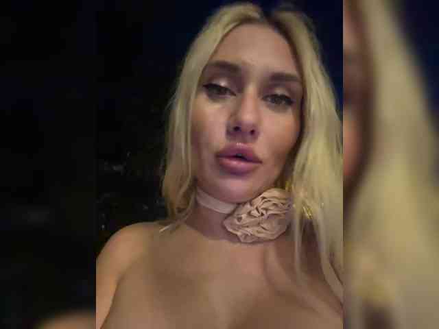 Tvoyasamka77 webcam
