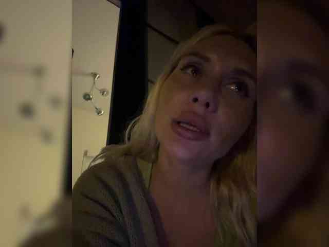 Tvoyasamka77 webcam