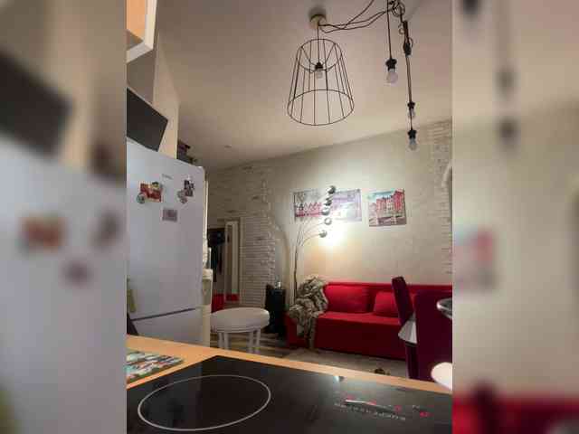 Tvoyasamka77 webcam