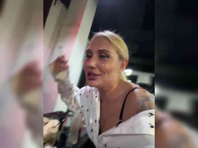 Tvoyasamka77 webcam