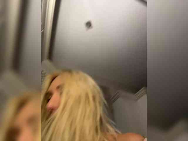 Tvoyasamka77 webcam