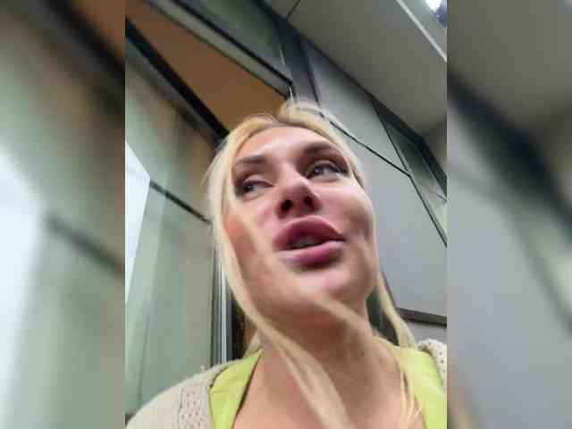 Tvoyasamka77 webcam