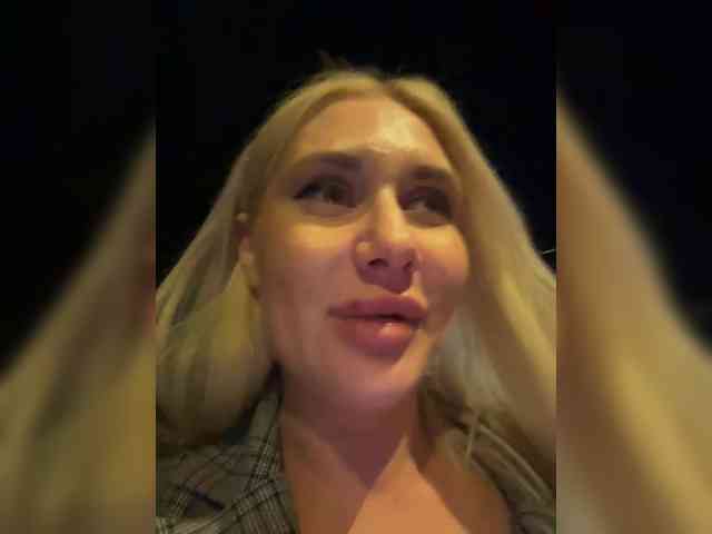 Tvoyasamka77 webcam
