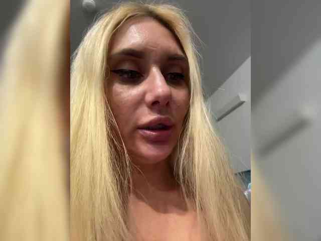 Tvoyasamka77 webcam