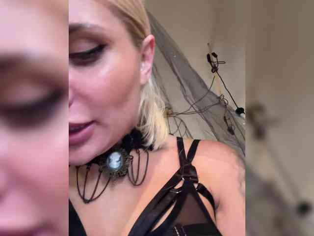 Tvoyasamka77 webcam