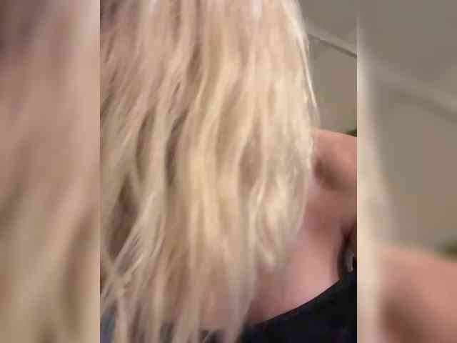 Tvoyasamka77 webcam