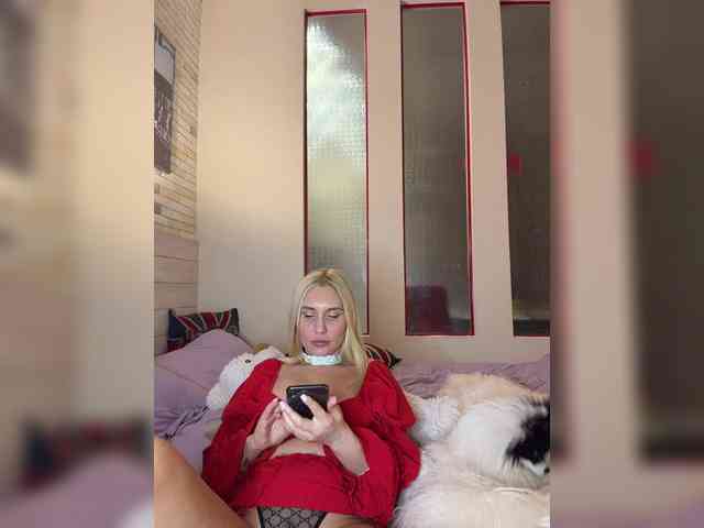 Tvoyasamka77 Live Webcam on BongaCams