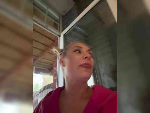 Tvoyasamka77 webcam