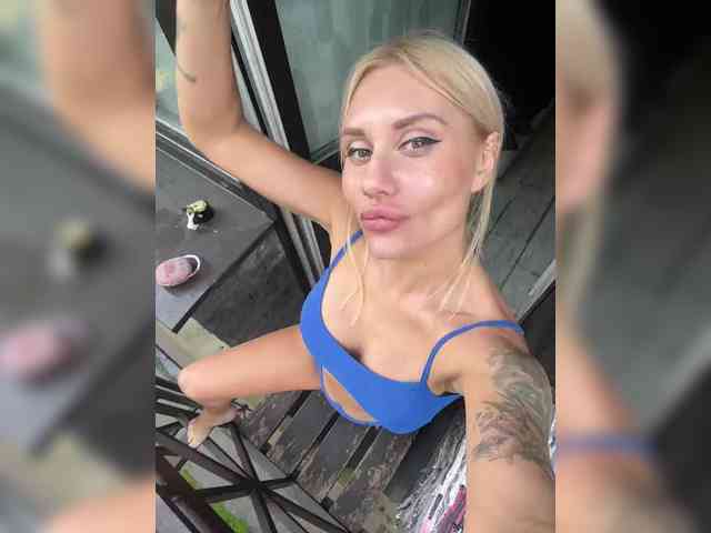Tvoyasamka77 webcam