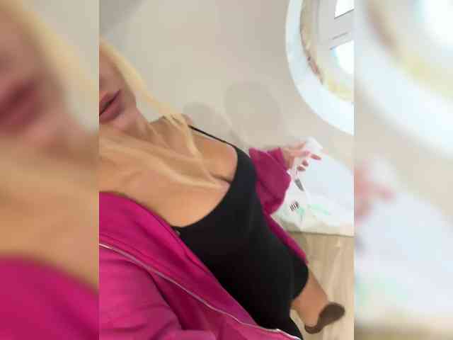 Tvoyasamka77 webcam
