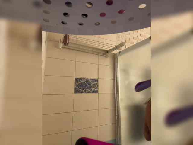 Tvoyasamka77 webcam