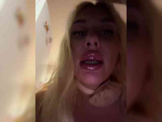 Tvoyasamka77 webcam