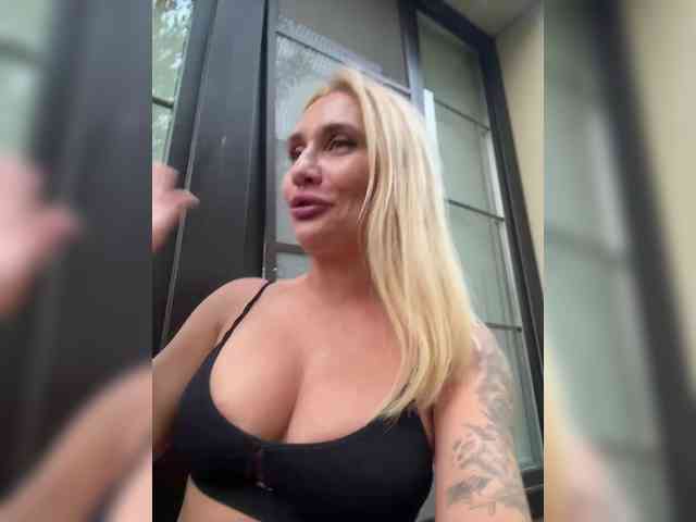 Tvoyasamka77 webcam