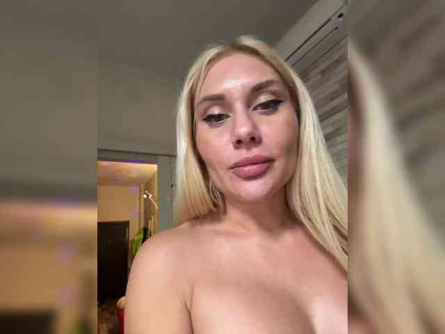 Tvoyasamka77 Live Webcam on BongaCams