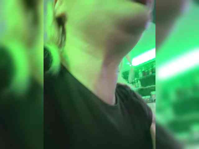 Tvoyasamka77 Live Webcam on BongaCams