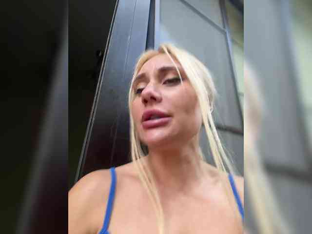 Tvoyasamka77 webcam