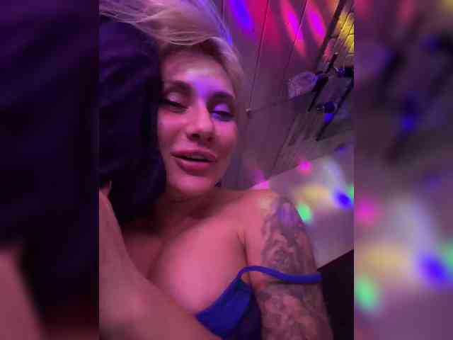 Tvoyasamka77 webcam