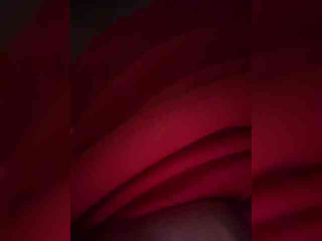 Tvoyasamka77 webcam