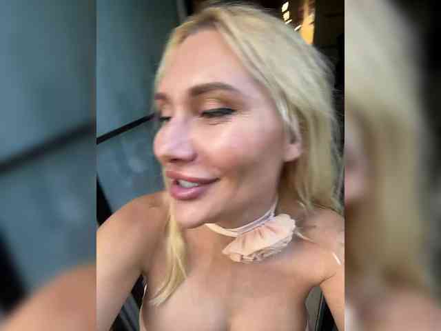 Tvoyasamka77 webcam