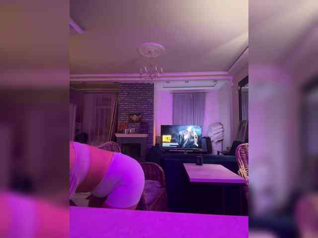 Tvoyasamka77 webcam