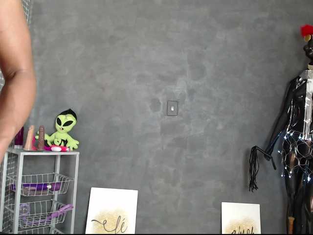 Anjinhamah's BongaCams show and profile