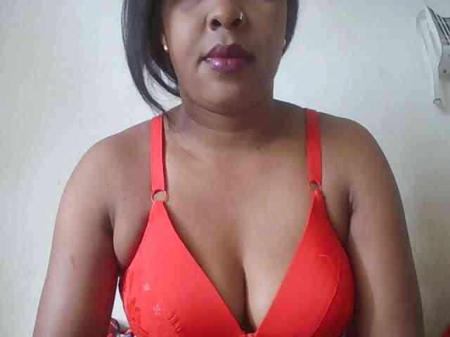 Asmonah Live Webcam on BongaCams