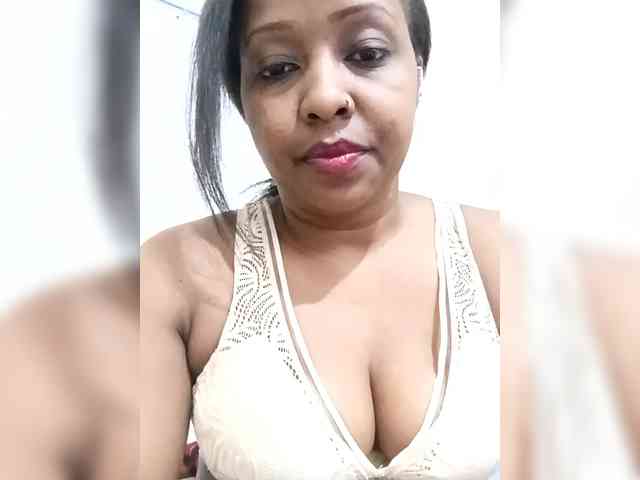 Asminah webcam
