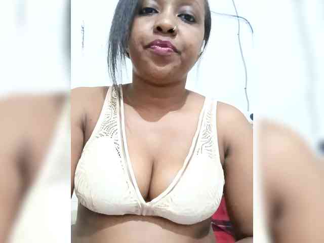 Asminah webcam