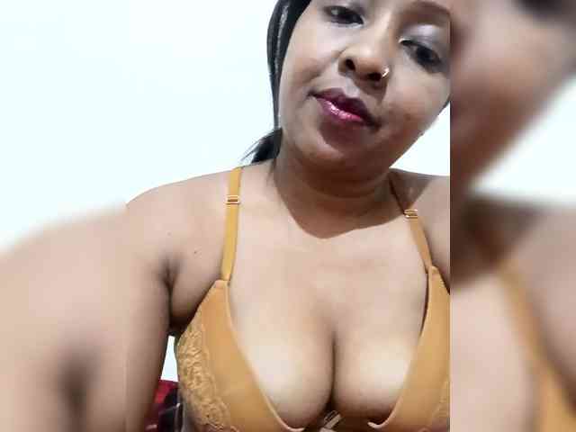 Asminah webcam