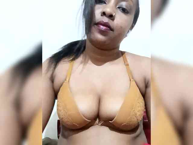 Asminah webcam