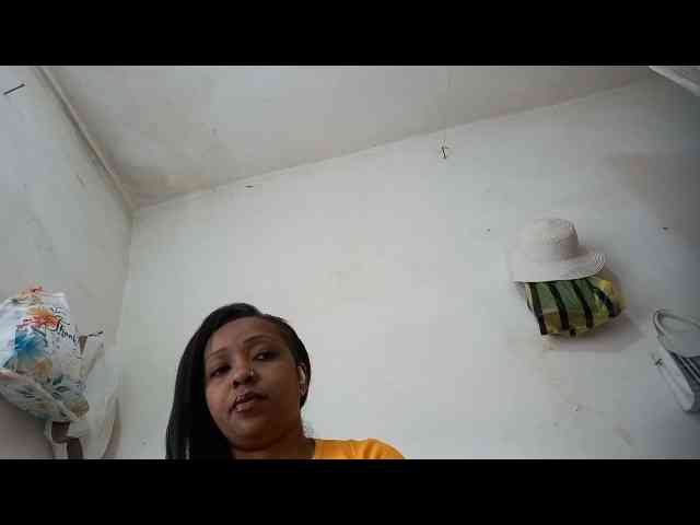 Asminah webcam