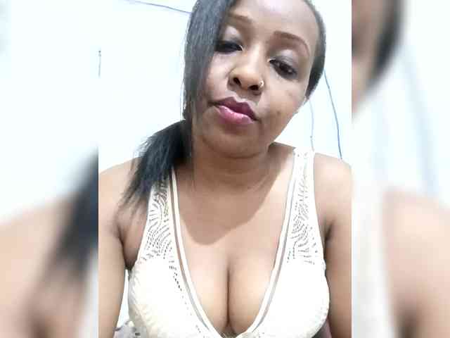 Asminah webcam