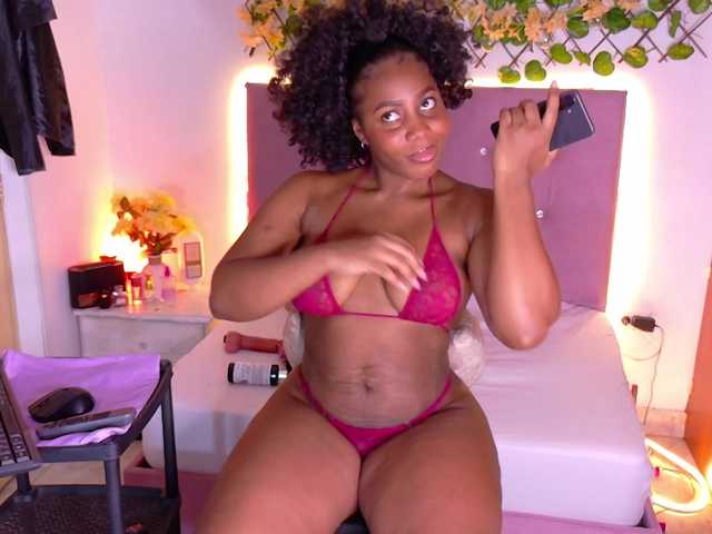 choco-dessert from BongaCams is Freechat