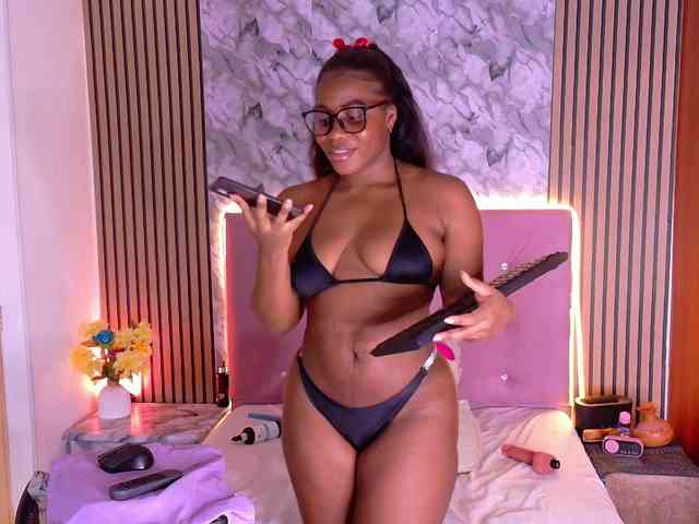 choco-dessert Live Webcam on BongaCams